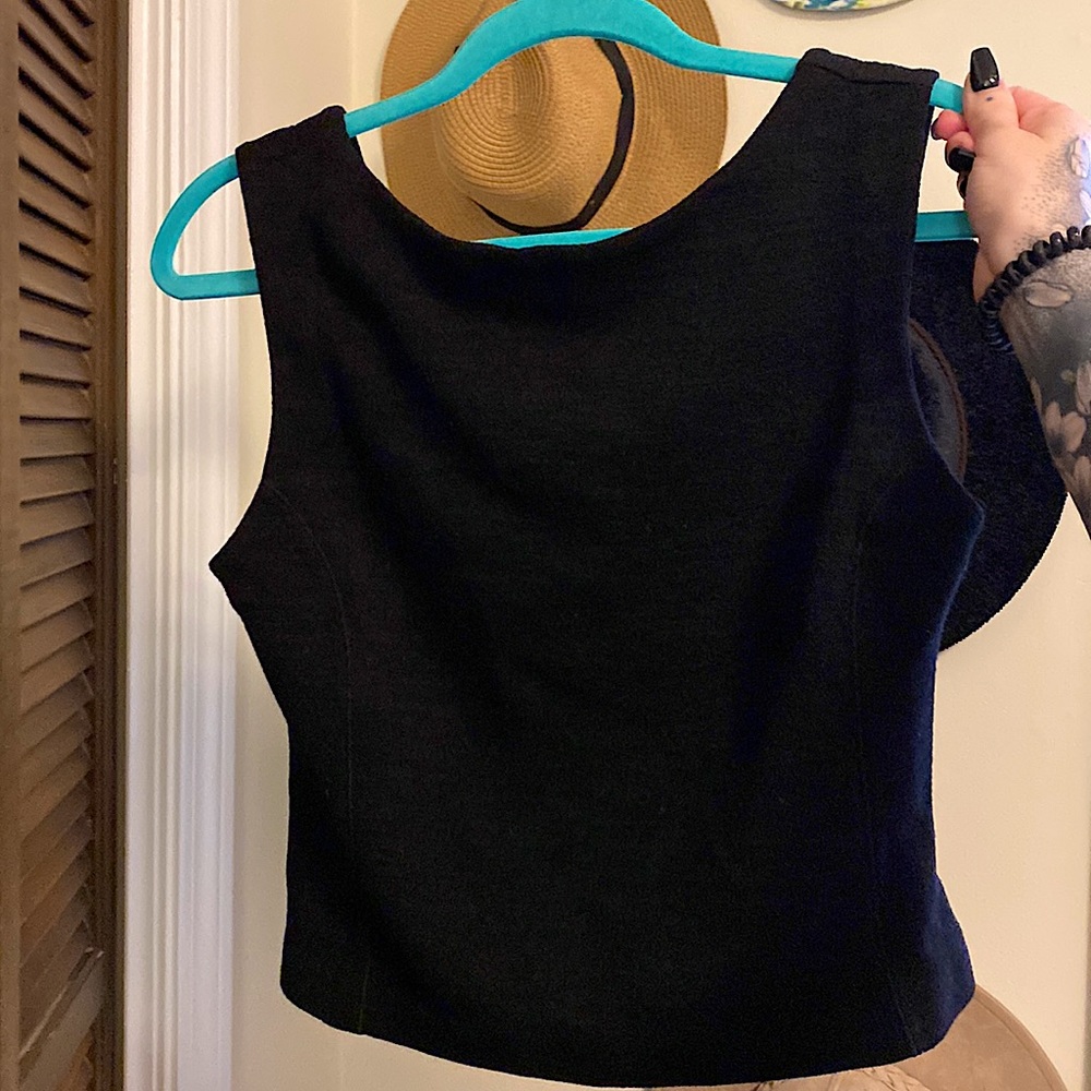 Banana Republic sleeveless open back blouse